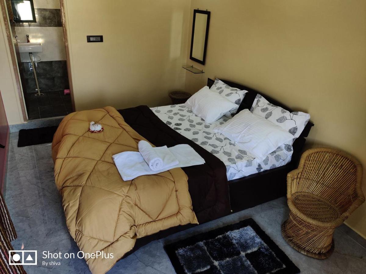 Lee Homestay Hampi Exterior foto